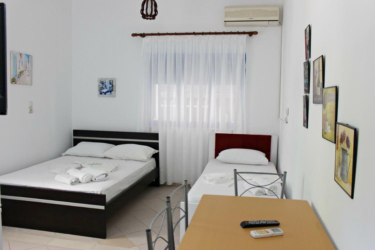 Hercules House Hotel Sarandë Exterior foto
